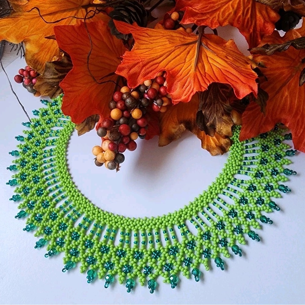 See Beads Green Color Necklace, Elegant.